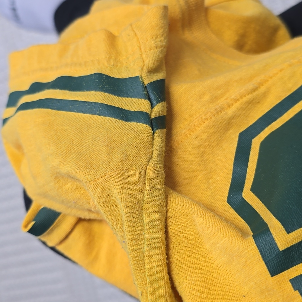 PINK Victoria's Secret Greenbay Packer Graphic Tee - Picture 16 of 16